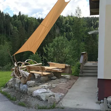 Lammerergut アパート アプテナウ